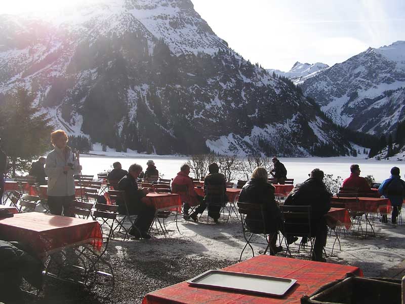 Im Restaurant Vilsalpsee