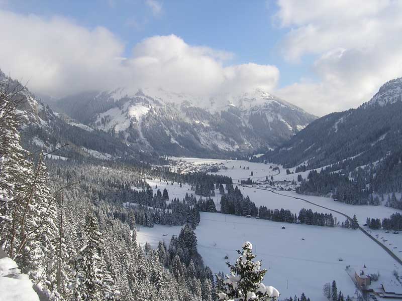 Blick in Richtung Nesselwängle